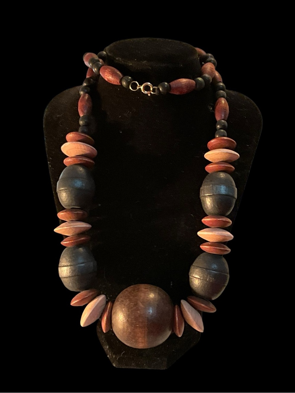 Vintage Handcrafted Brown & Black Wooden Bead Statement Necklace - Picture 2 of 4
